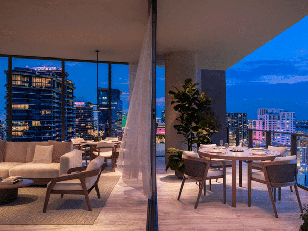 04-Ora-by-Casa-Tua-Balcony